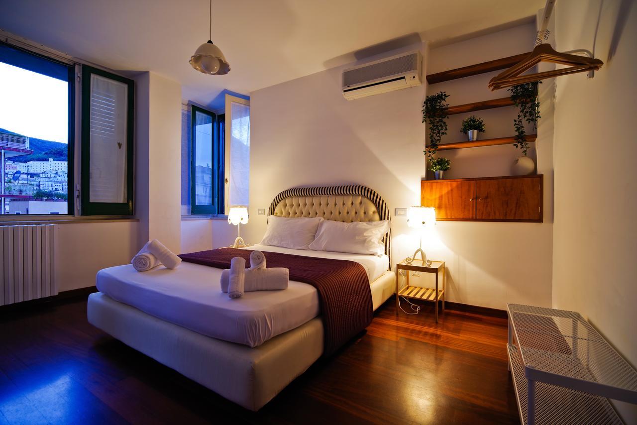 Bed And Travel Apartment Dogana Regia 15 Салерно Екстериор снимка